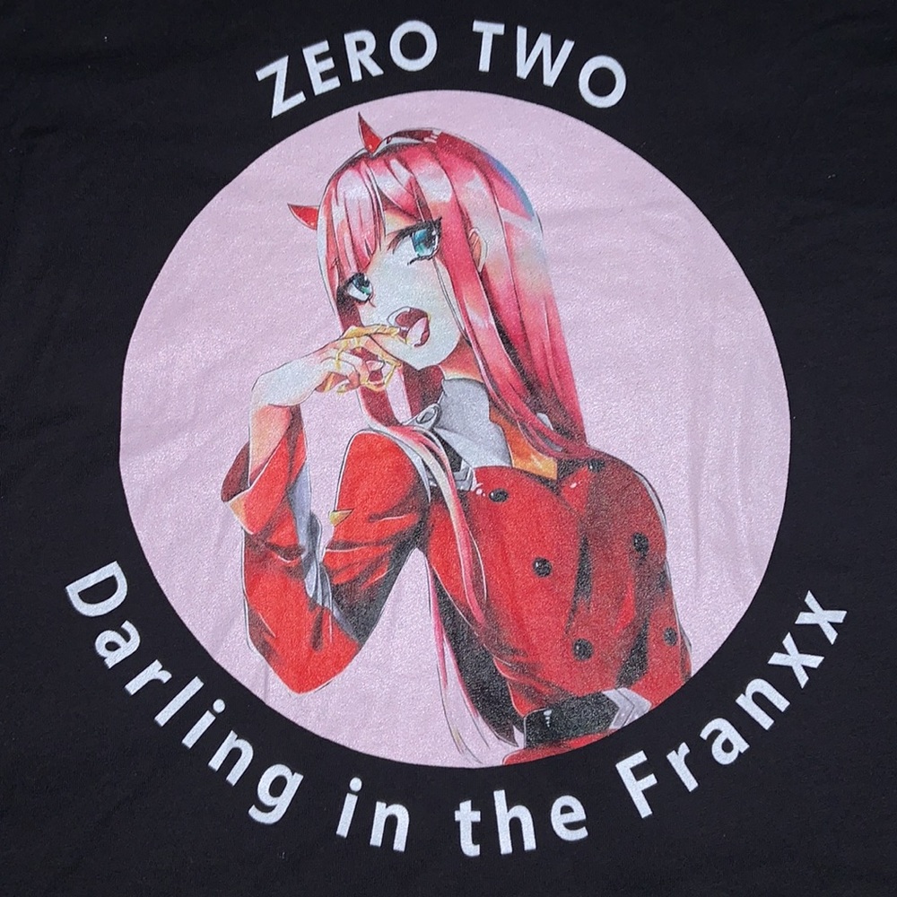 Zero Two: Darling in the Franxx Graphic Tee